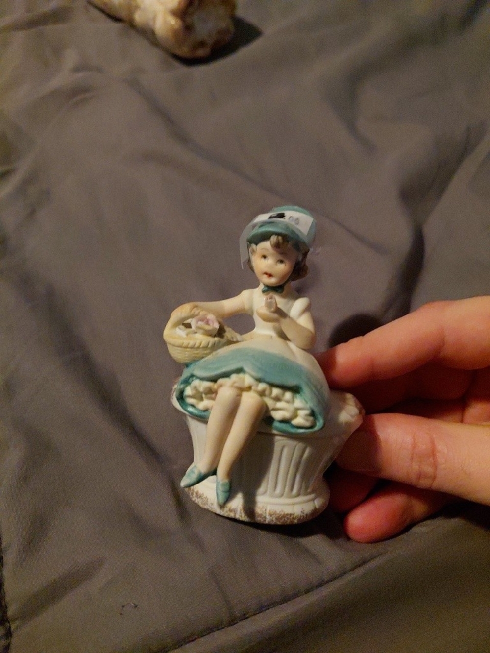 Women's Bath & Body Figurine-Style Lotion/Soap Holder in Light Blue